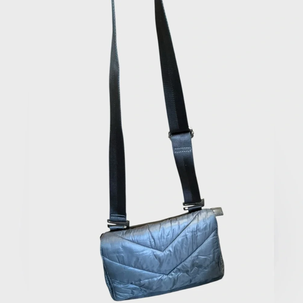Caraa x Athleta Gray Quilted Puffer Convertible Crossbody Shoulder Bag